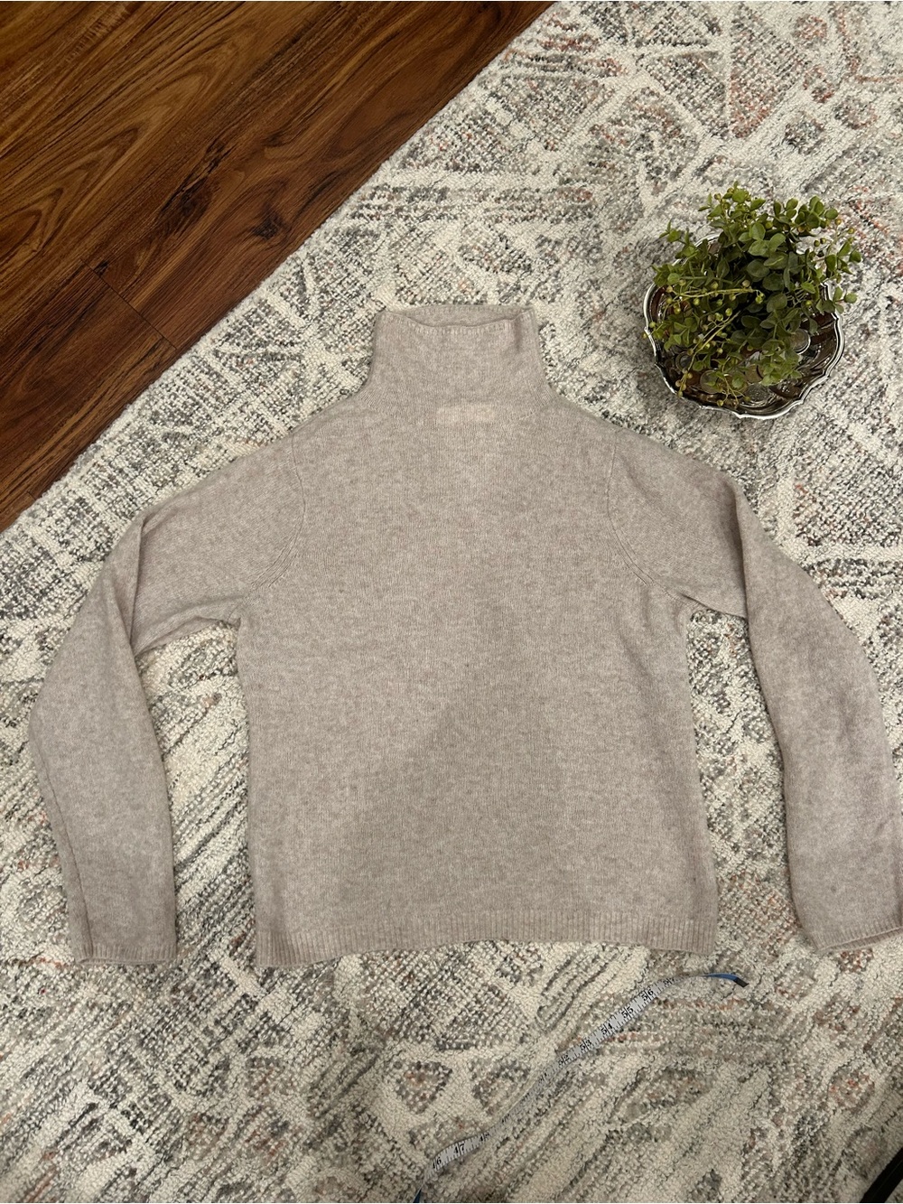 Abercrombie & Fitch Taupe Turtleneck Sweater - Neutral Knit Pullover